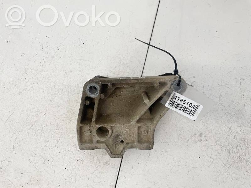 Seat Leon (1P) Łapa / Mocowanie silnika 
