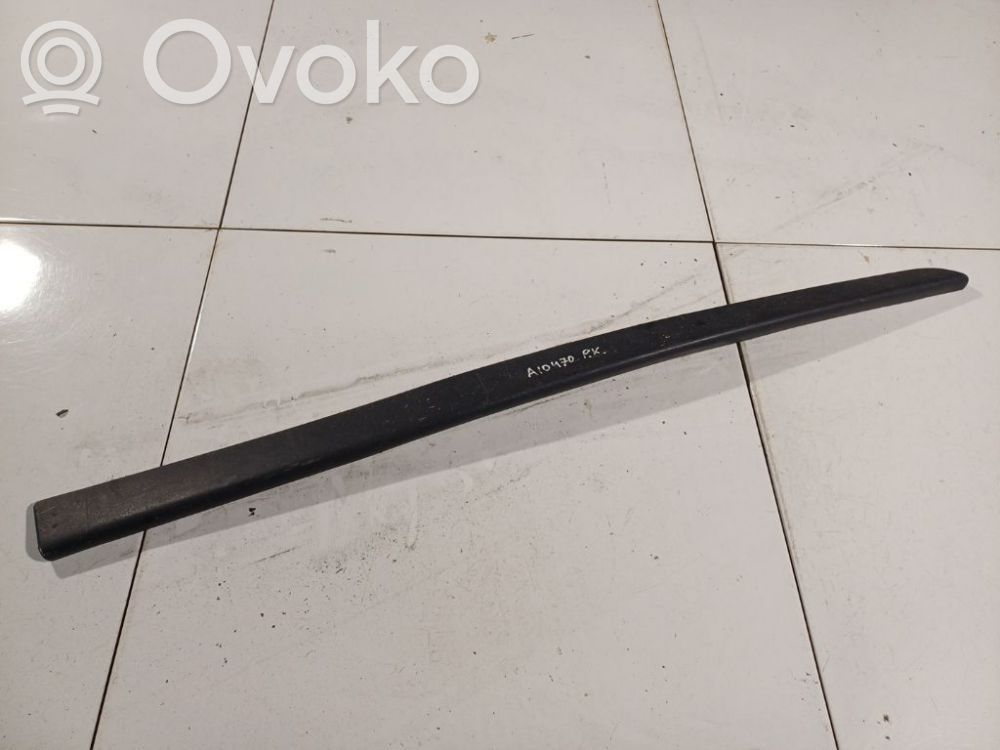 Volvo S60 Etuoven lista (muoto)