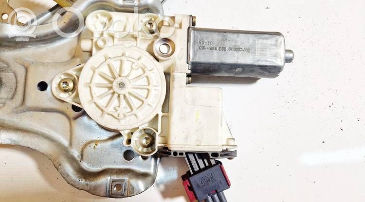 Toyota Avensis T250 Motor macara geam ușă spate 