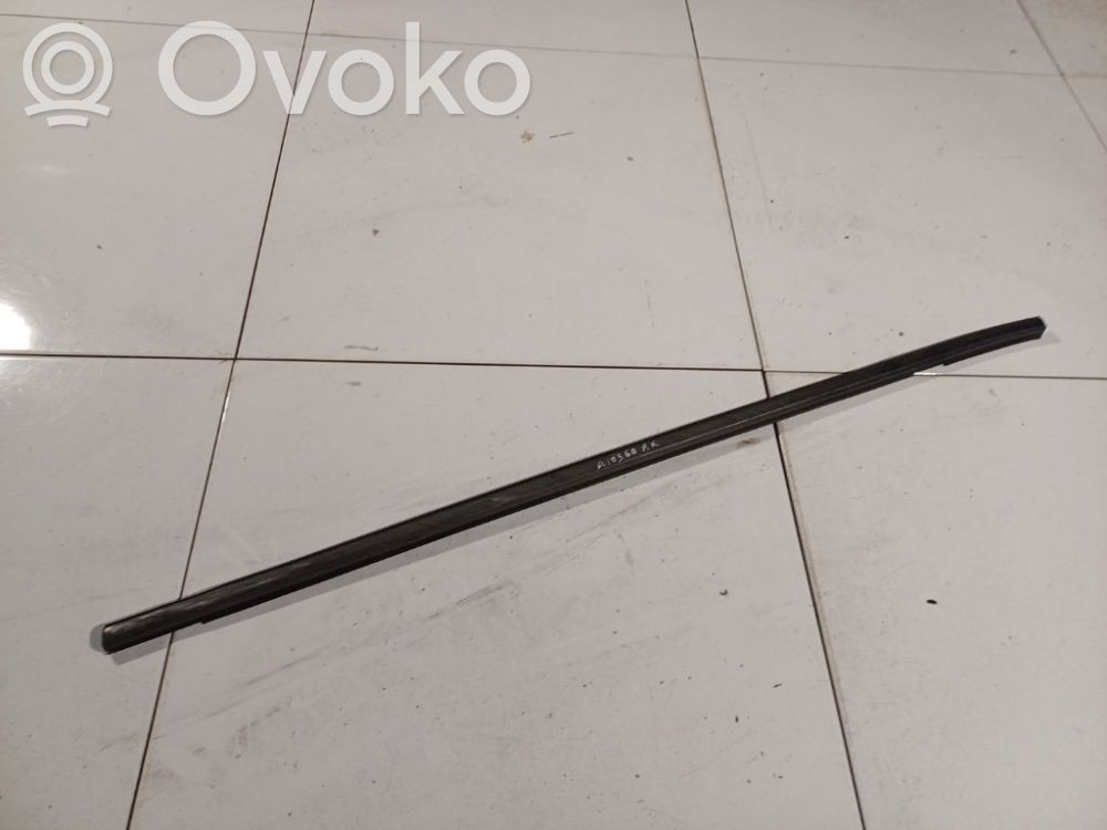 Honda FR-V Ornament geam ușă față