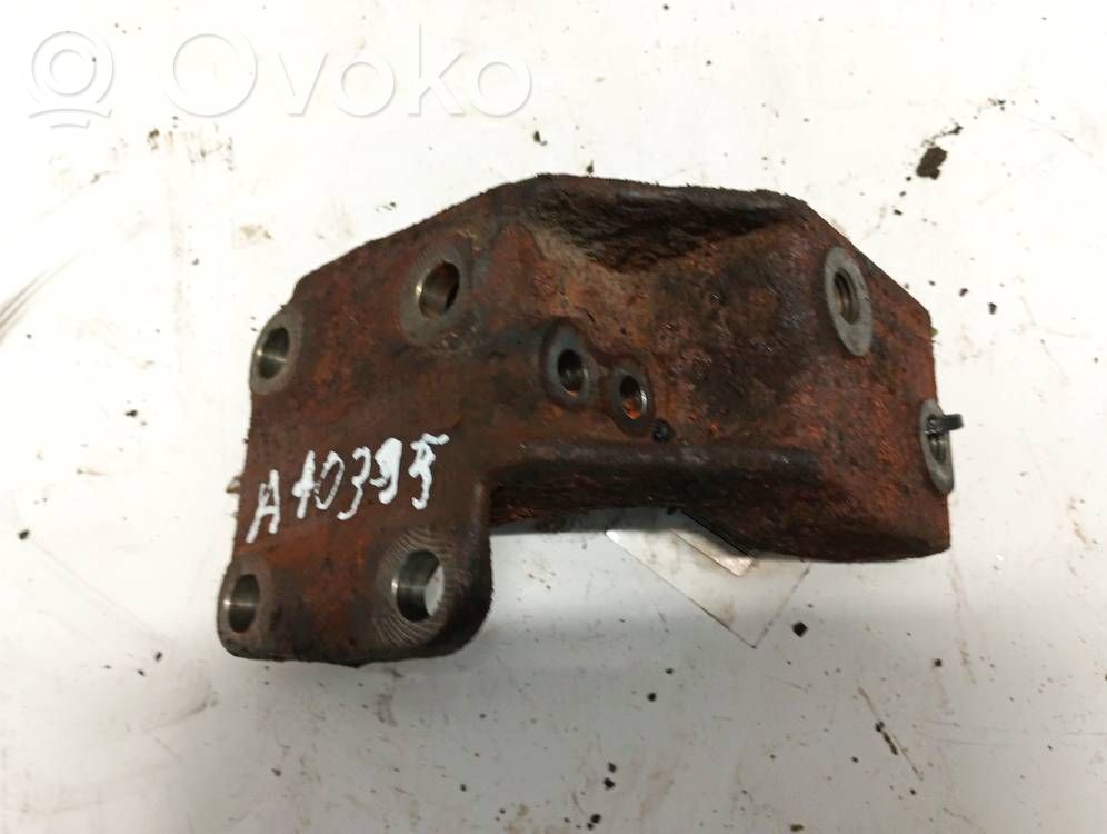 Engine mounting bracket   7M0399135B,95VW6031CC,7M0399135B,95VW6031CC