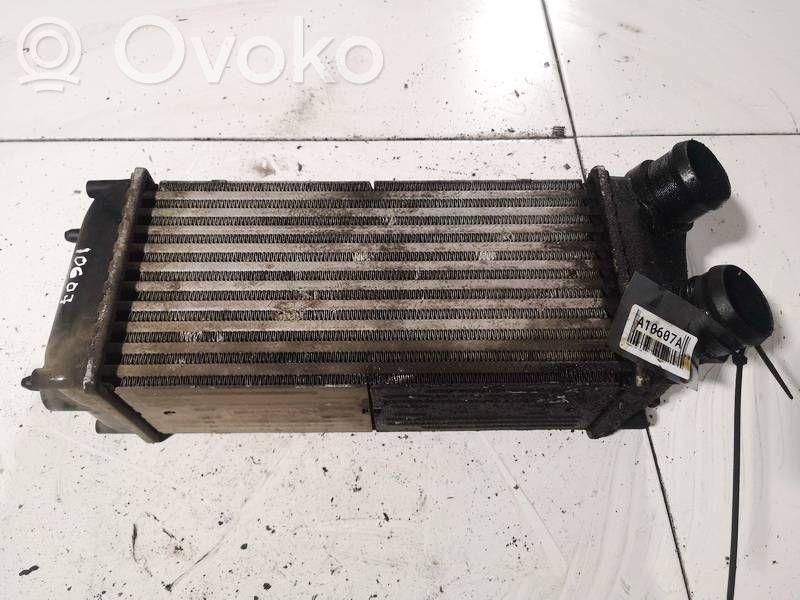 Peugeot 307 Välijäähdyttimen jäähdytin 