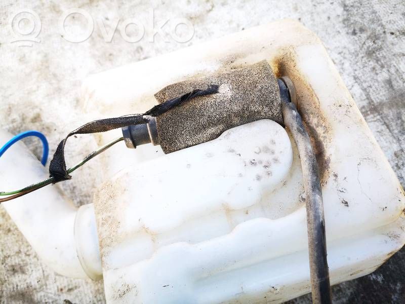 Windscreen/windshield washer pump