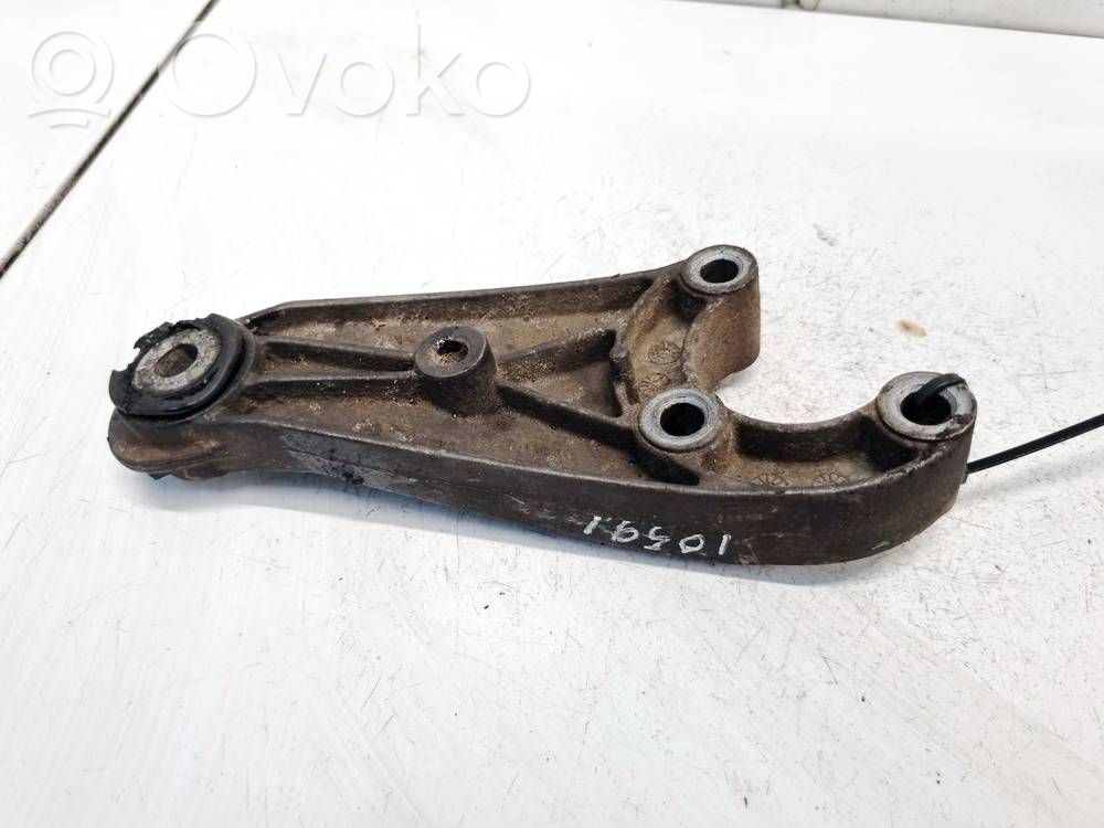 Fiat Stilo Engine mounting bracket 
