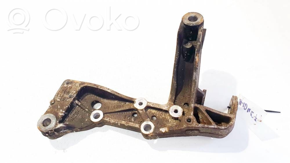 Volkswagen Golf V Braccio di controllo sospensione anteriore inferiore/braccio oscillante