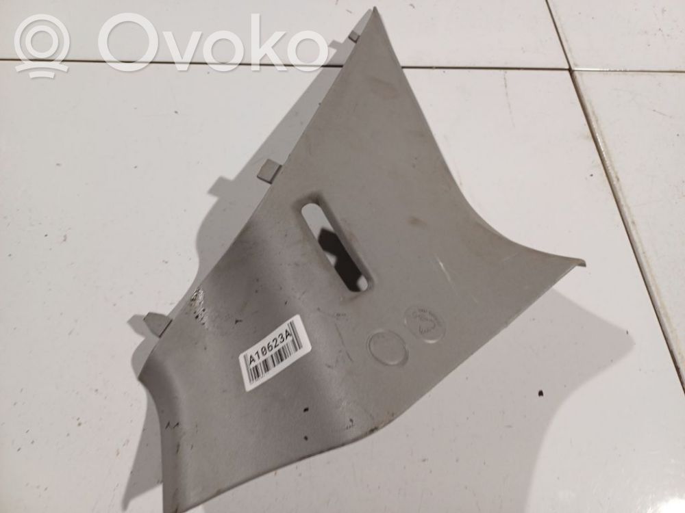 Opel Corsa D Kita salono detalė 