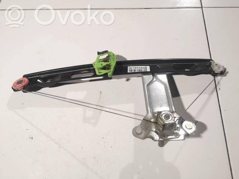 BMW 1 E81 E87 Regulador con motor de la ventanilla de la puerta corredera 