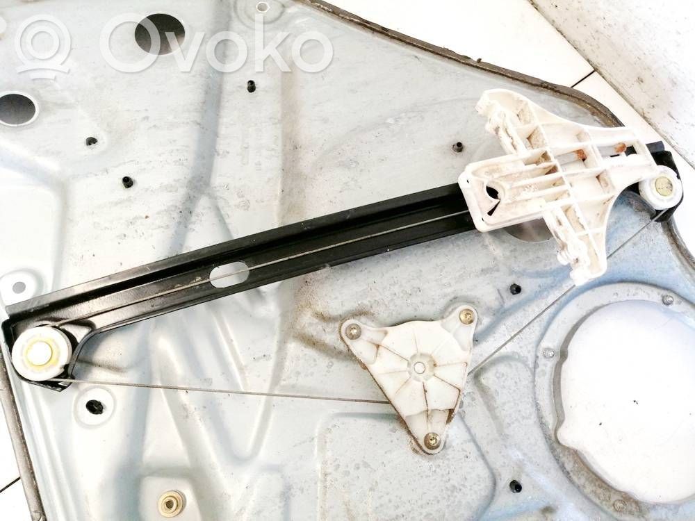 Volkswagen PASSAT B5.5 Alzacristalli del portellone scorrevole con motorino
