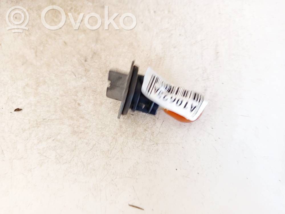 Opel Corsa D Parte del faro 