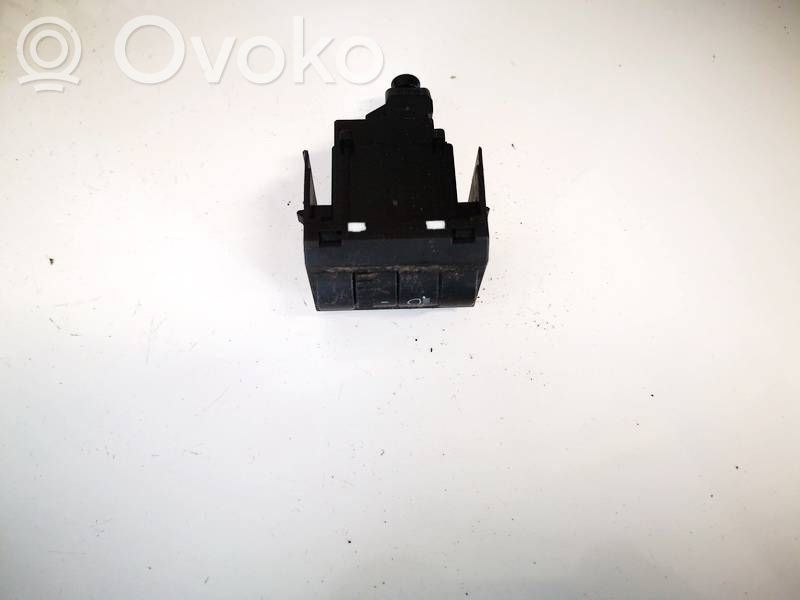 Skoda Roomster (5J) Interruttore di regolazione livello altezza dei fari 