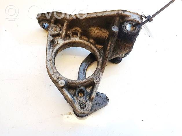 Renault Scenic II -  Grand scenic II Engine mounting bracket 