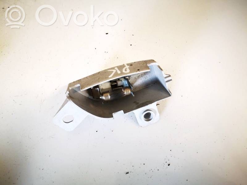 Subaru Outback Revestimiento de puerta delantera 