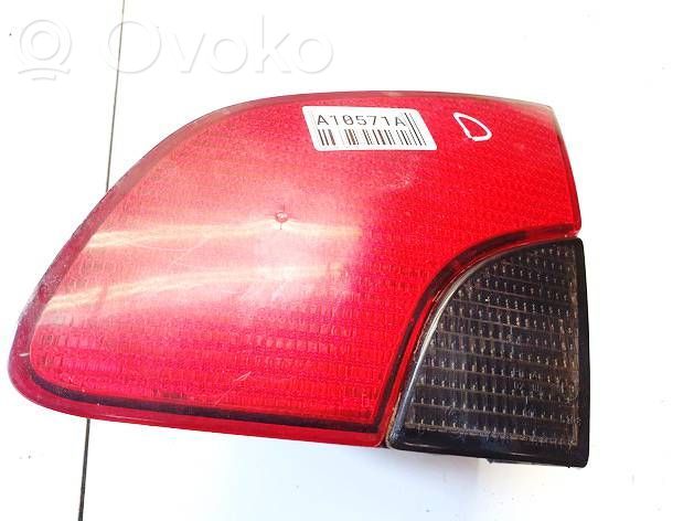 Peugeot 406 Lampă spate în capacul portbagajului 