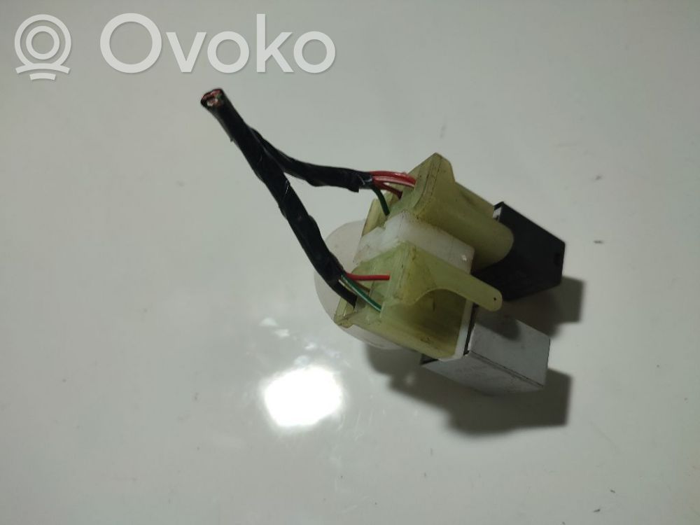 Toyota Avensis T250 Set scatola dei fusibili 