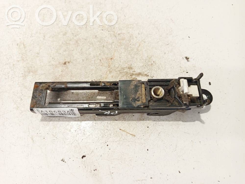 Volkswagen PASSAT B5.5 Sicherheitsgurt-Einstellschiene