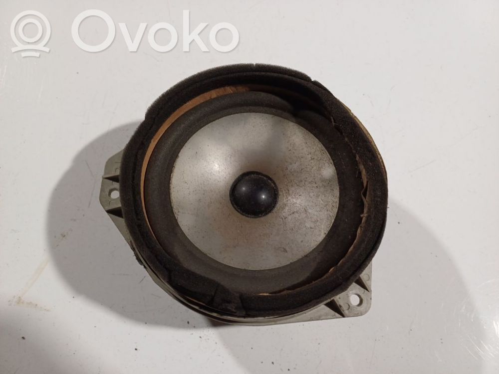 Subaru B9 Tribeca Altavoz de la puerta delantera 
