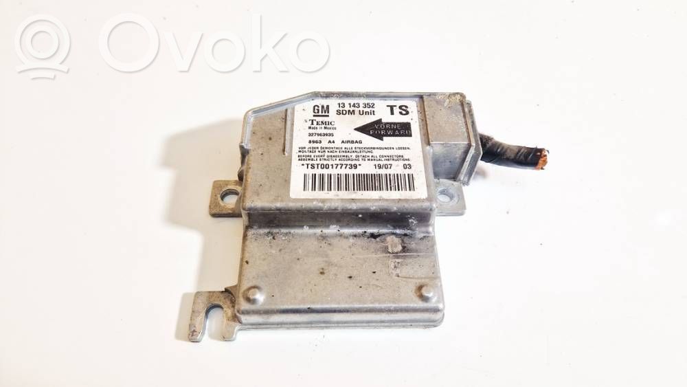 Opel Combo C Airbag control unit/module 