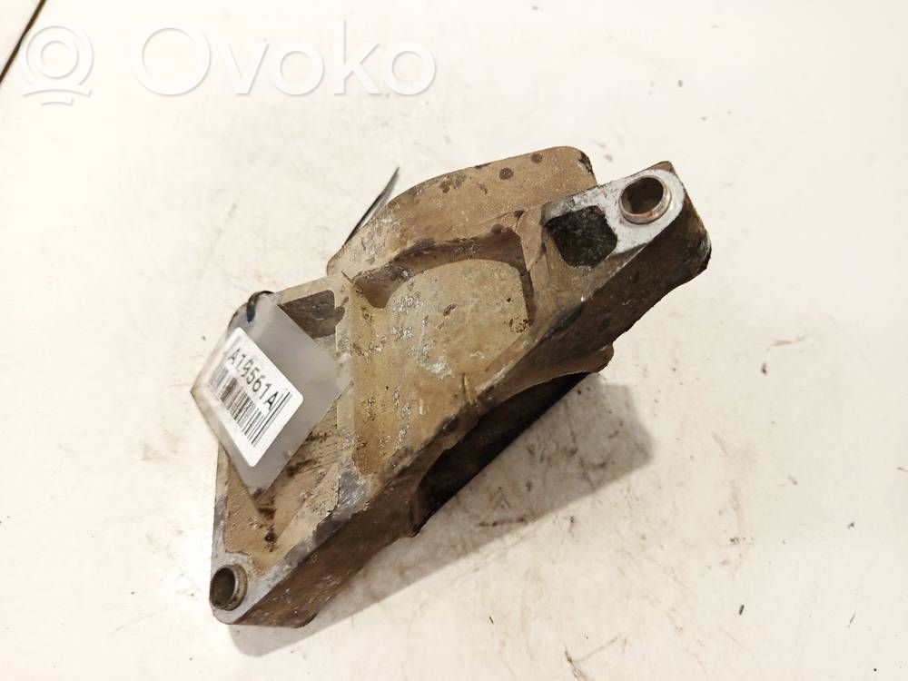 Engine mounting bracket   55184553,55184553