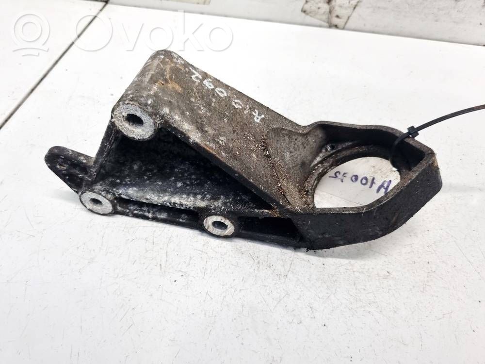 Opel Signum Engine mounting bracket 