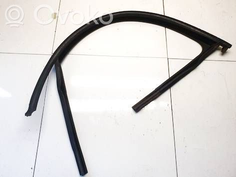 Uszczelka drzwi   3T0837431,3T0837431