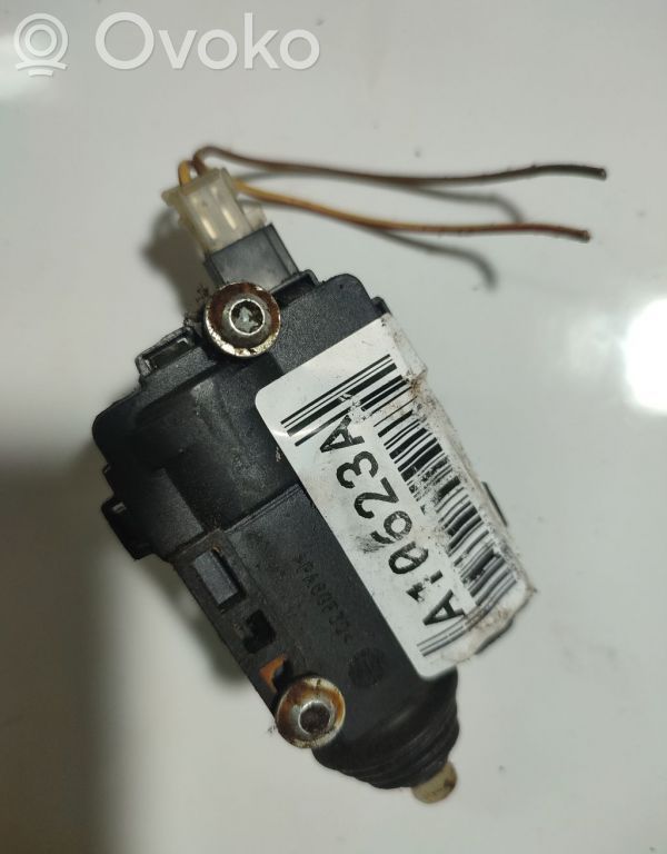 Opel Corsa D Motor închidere centralizată 