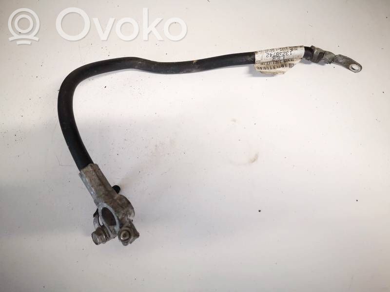 Opel Insignia A Pluskaapeli (akku) 