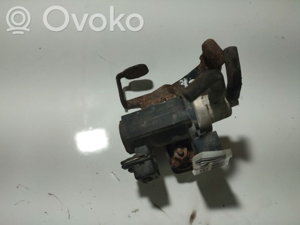 Opel Astra H Zawór podciśnienia / Elektrozawór turbiny 