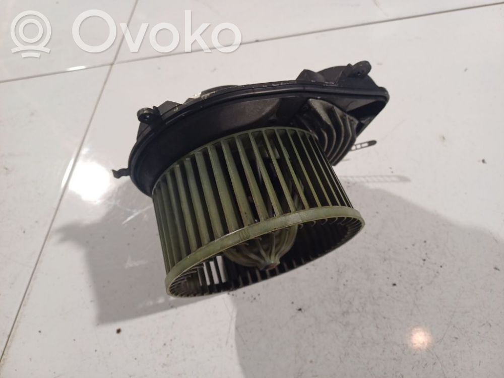 Volkswagen PASSAT B5.5 Ventola riscaldamento/ventilatore abitacolo