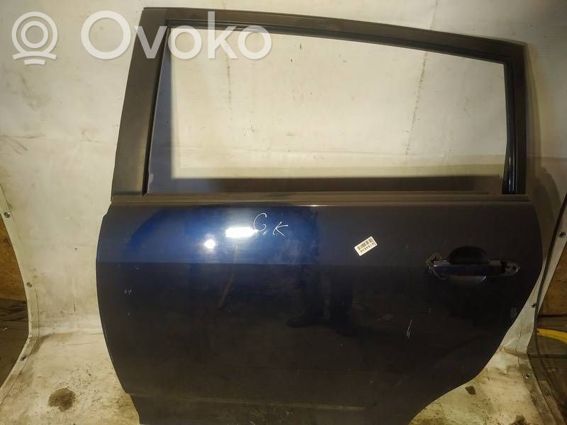Toyota Corolla Verso AR10 Portiera posteriore 
