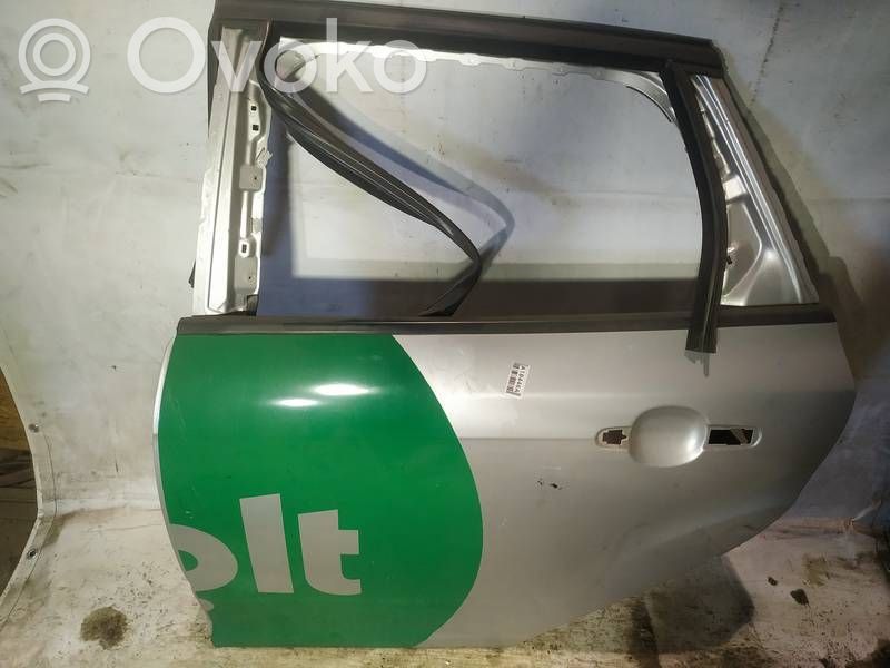 Ford Focus Rear door