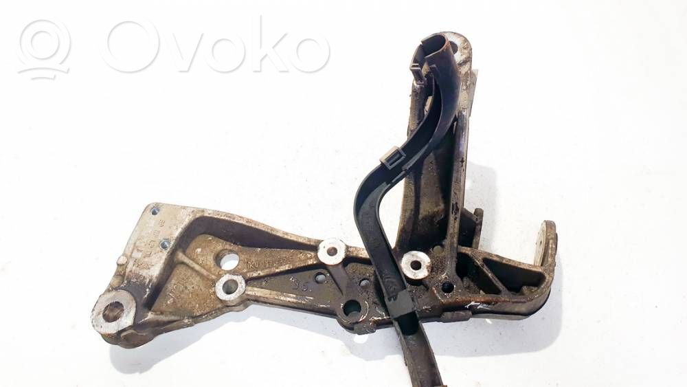 Querlenker Achsschenkel vorne   1K0199295E,1K0199295E