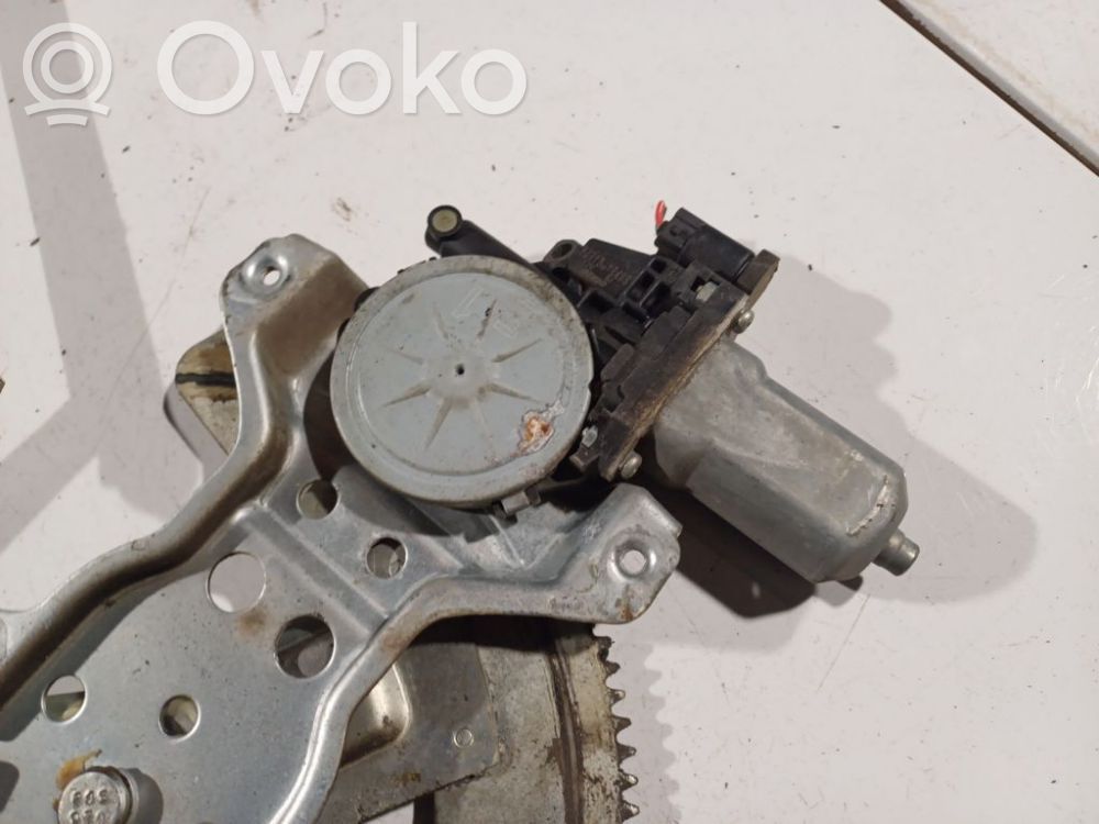 Fiat Sedici Motor del regulador de la ventanilla de la puerta delantera 