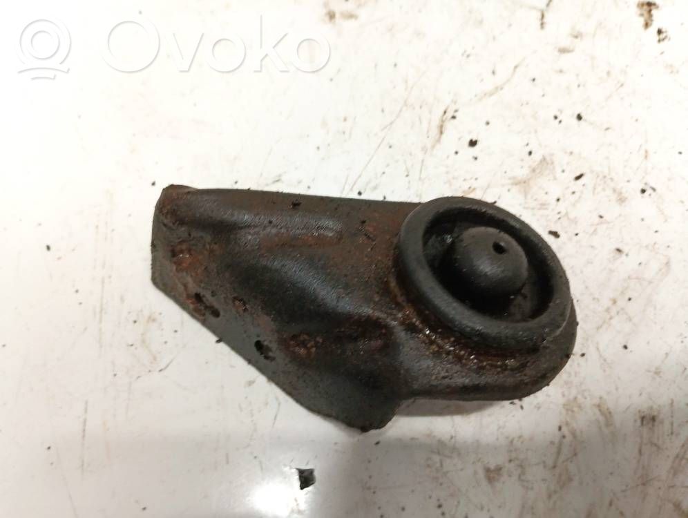 Hyundai Santa Fe Engine mounting bracket 