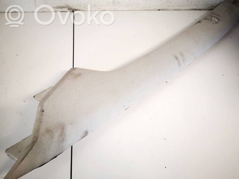 Toyota Corolla Verso AR10 Pilar (C)