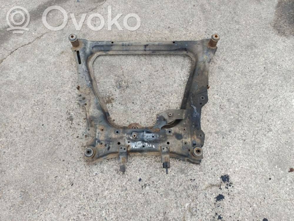 Nissan Juke I F15 Rama pomocnicza przednia 