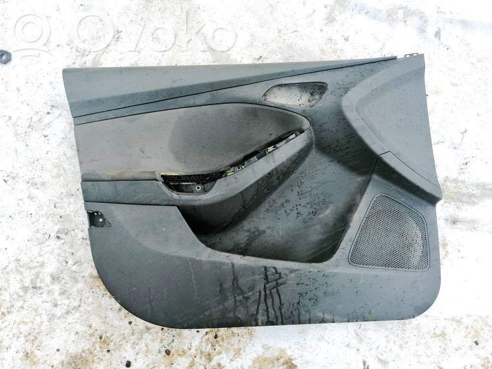 Ford Focus Revestimiento de puerta delantera 