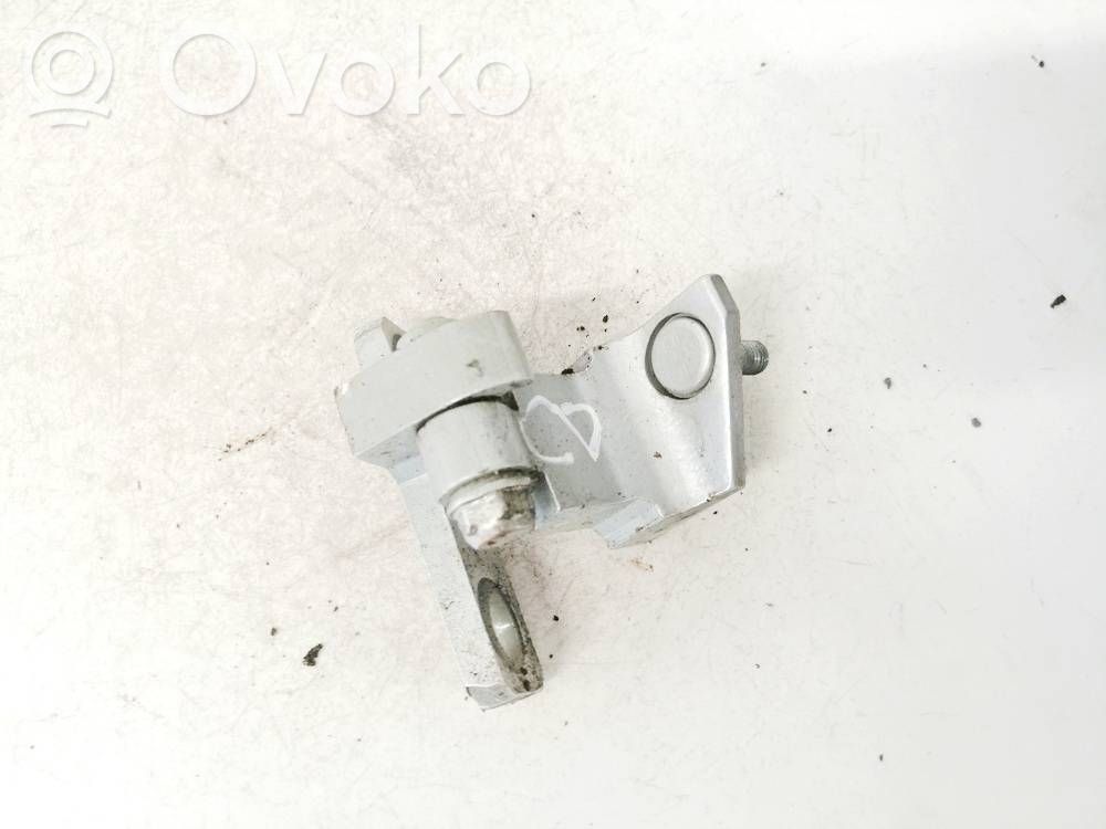 Volkswagen Phaeton Takaoven alasarana 