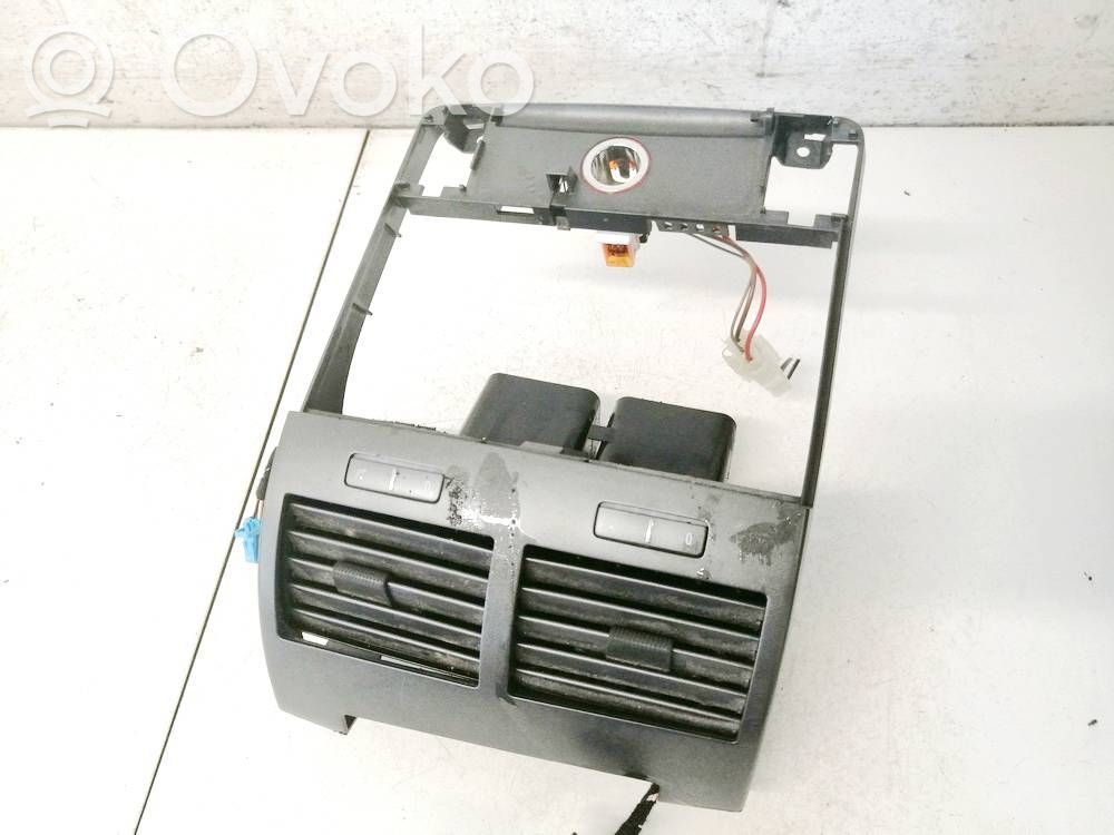 Volkswagen Phaeton Rejilla de ventilación central del panel 