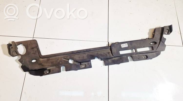 Toyota Auris 150 Pas przedni