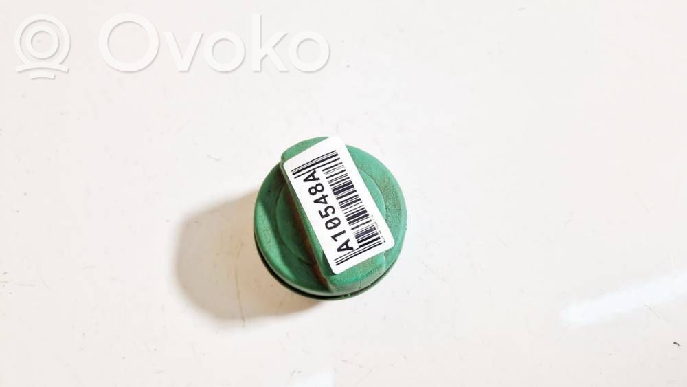 Audi A6 S6 C4 4A Tappo del serbatoio del carburante