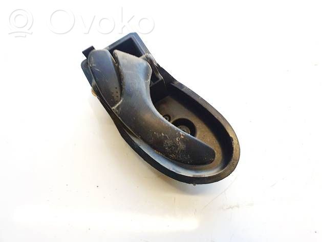 Ford Focus Manecilla interna puerta delantera 