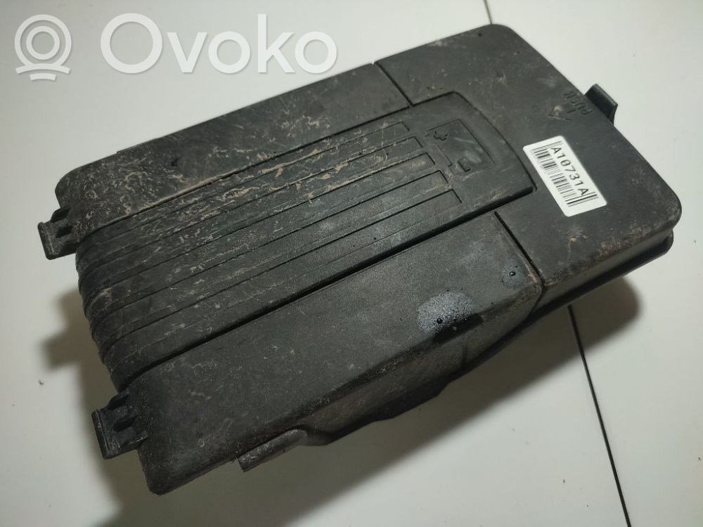 Volkswagen Golf V Capac cutie baterie 