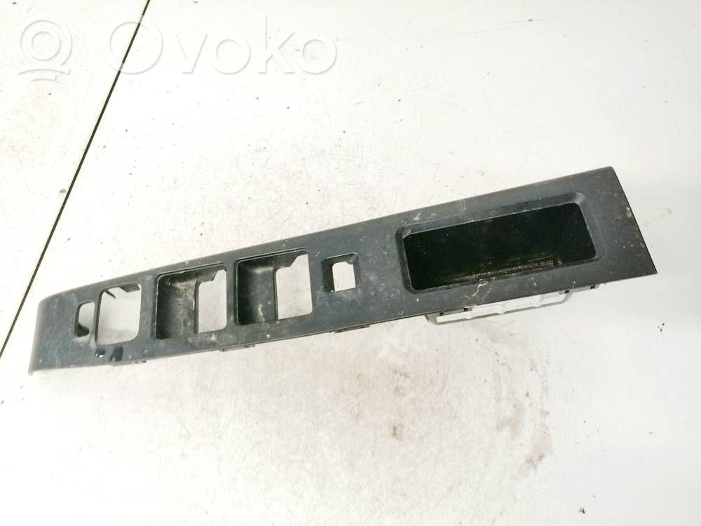 Front door window switch trim   CC64684L6,CC64684L6