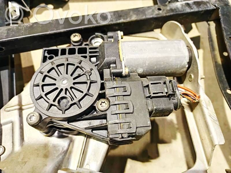 Audi A6 S6 C5 4B Motorino alzacristalli della portiera posteriore