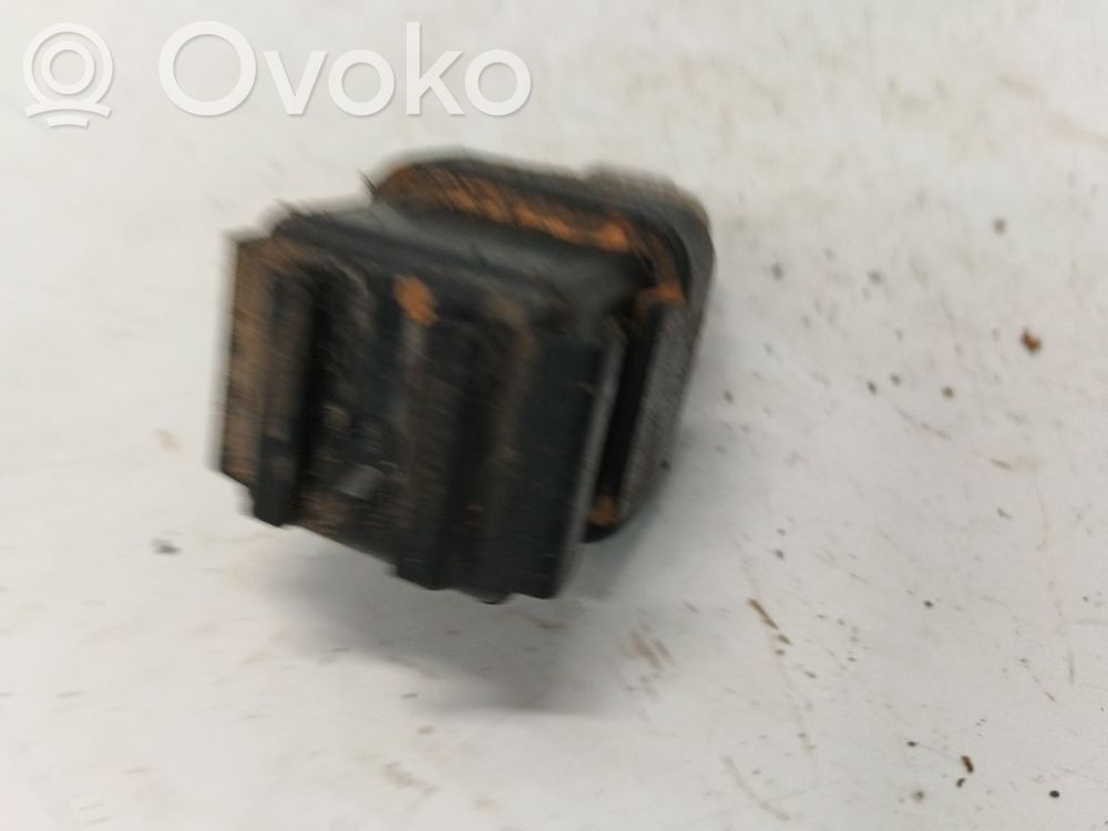 Toyota Corolla E120 E130 Relè preriscaldamento candelette