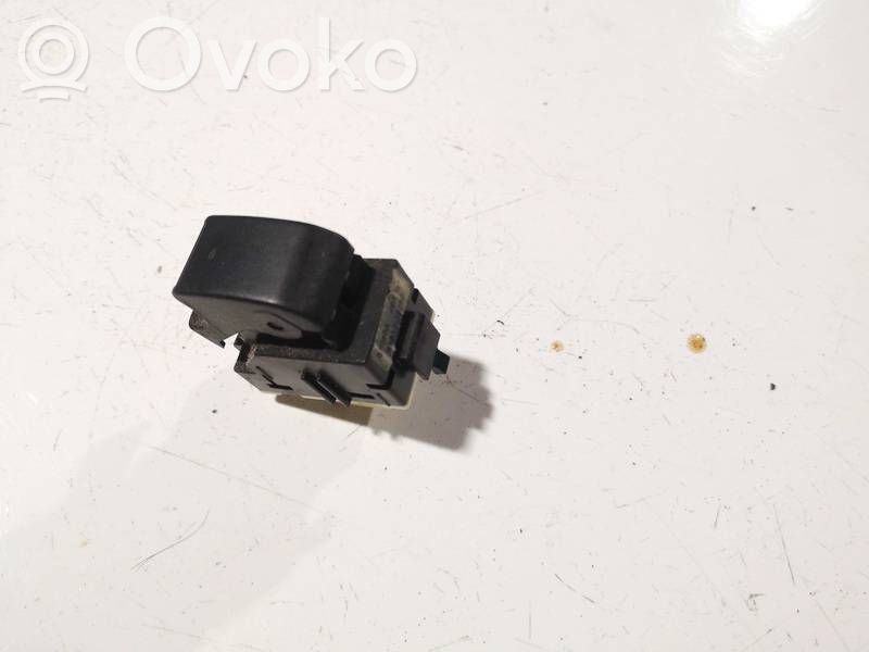 Toyota Avensis T250 Comutator comandă geamuri electrice 