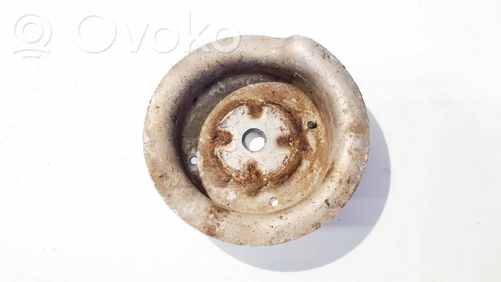 BMW 3 E90 E91 Supporto di montaggio della molla elicoidale 