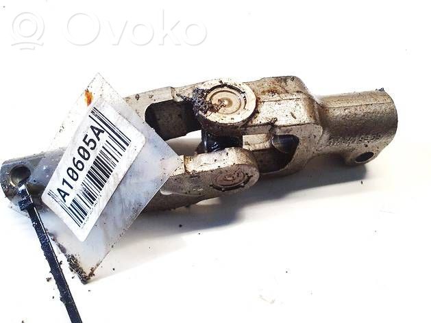 Volkswagen Golf III Przegub wału kolumny kierowniczej 