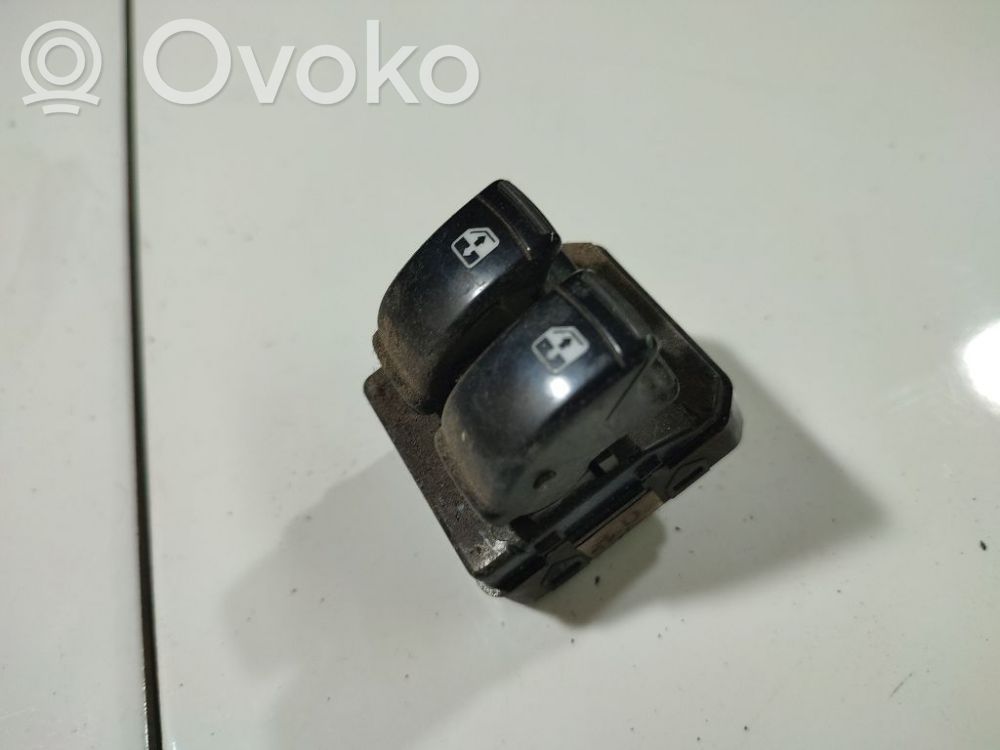 Chevrolet Aveo Przyciski szyb 