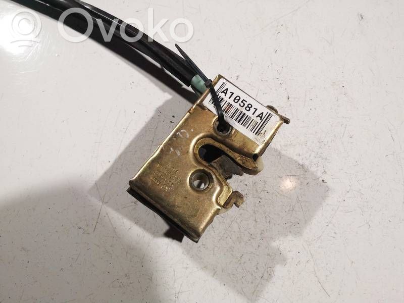 Audi 100 200 5000 C3 Takaoven lukko 